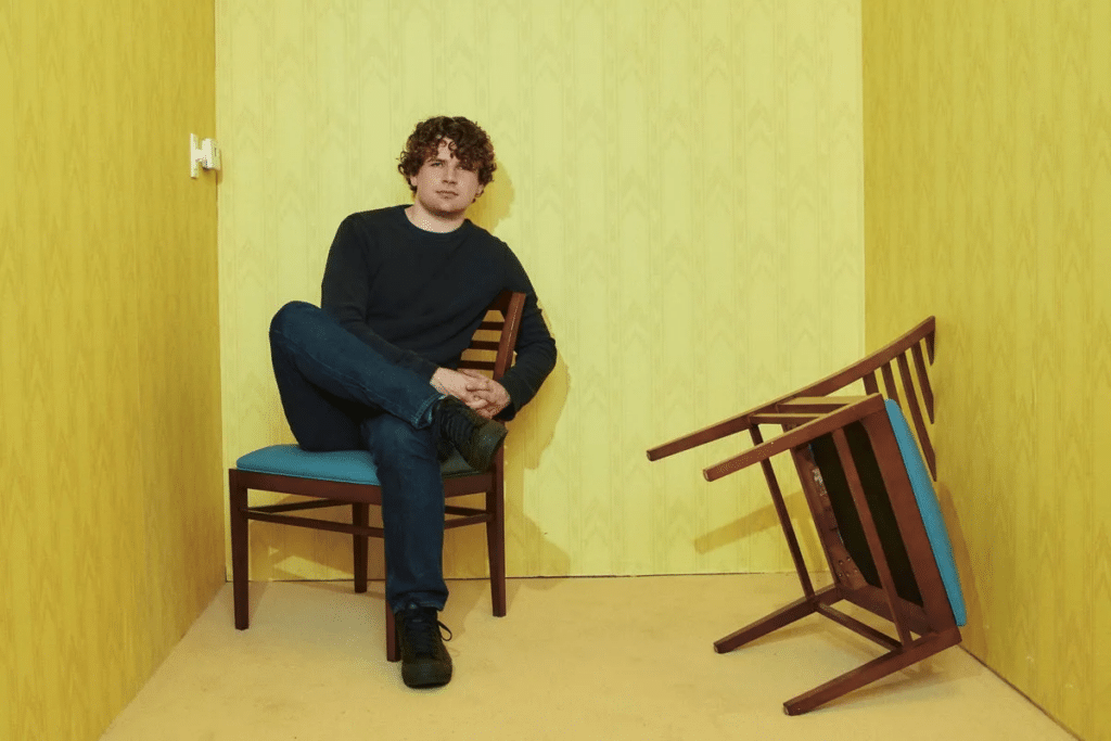 Kane Parsons comparte su experiencia al dirigir Backrooms 1 image