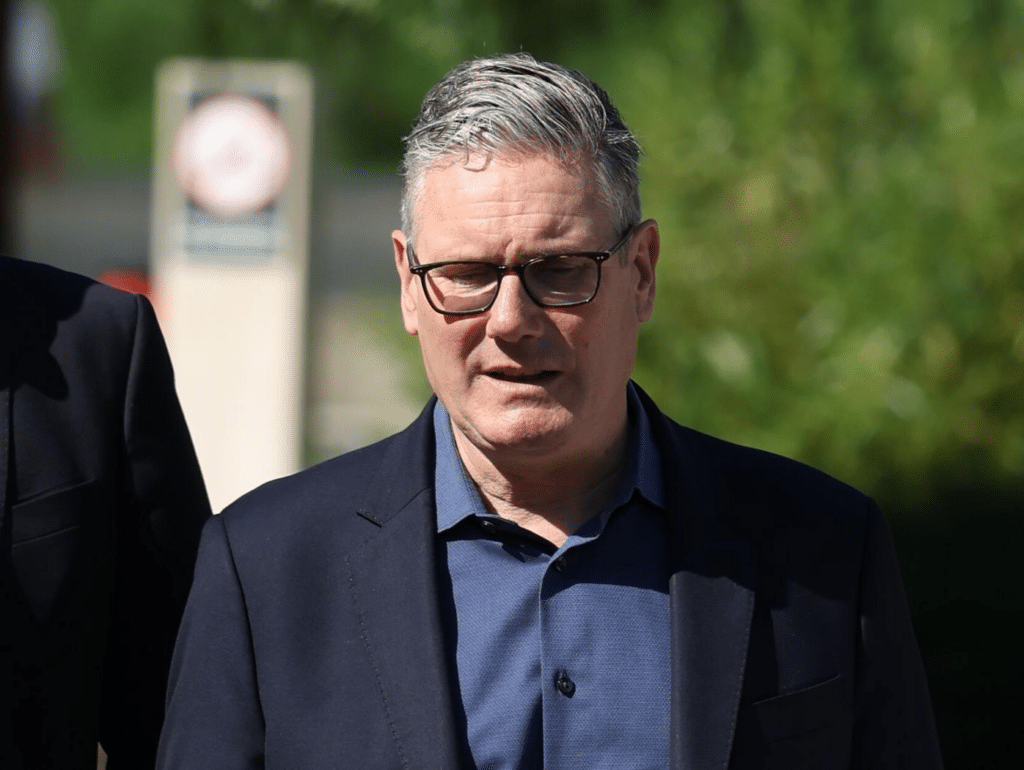 Keir Starmer dimite como primer ministro del Reino Unido 1 image