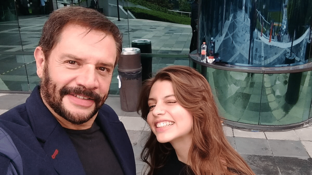 Proceso legal de Héctor Parra eleva los gastos de su hija 1 Proceso