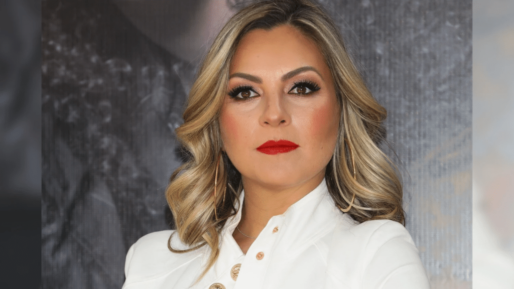 Mariana Ochoa enfrenta polémica por canción del Mundial 1 Mariana Ochoa