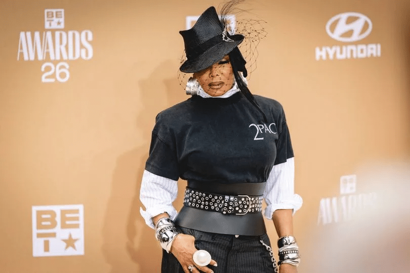 Janet Jackson rinde homenaje a Michael Jackson con su look 1 image