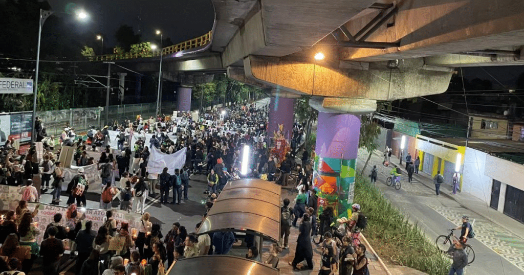 Familiares de desaparecidos convocan marcha hacia el Estadio Azteca durante inauguración del Mundial 1 image