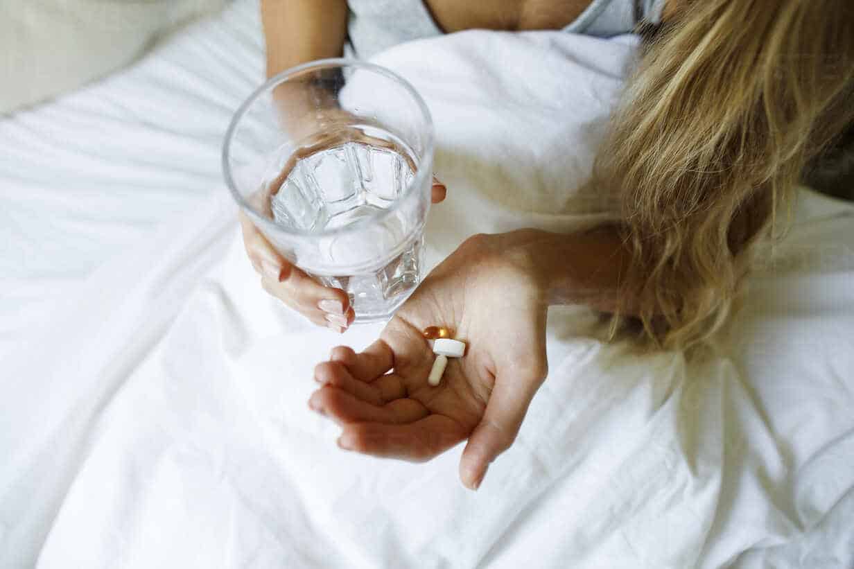 Mujer se intoxica con pastillas