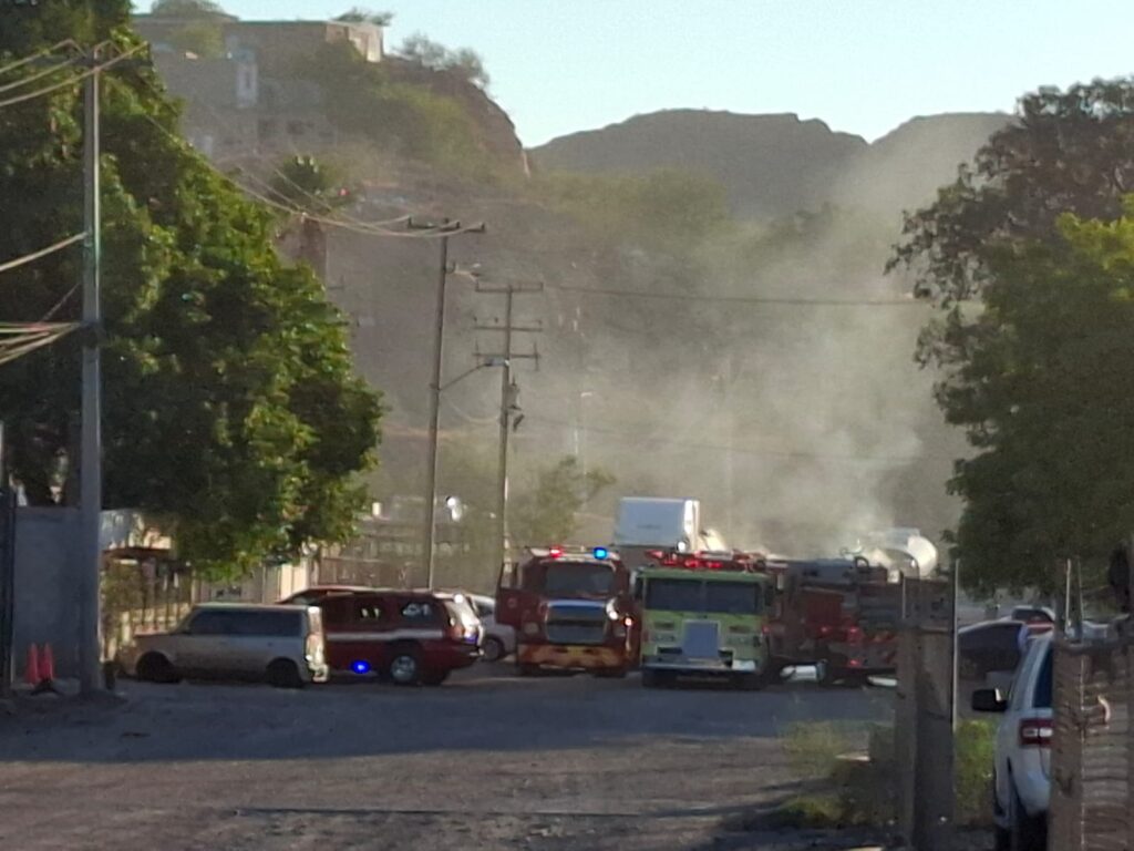 Se incendia pipa cargada con gasolina 1 144