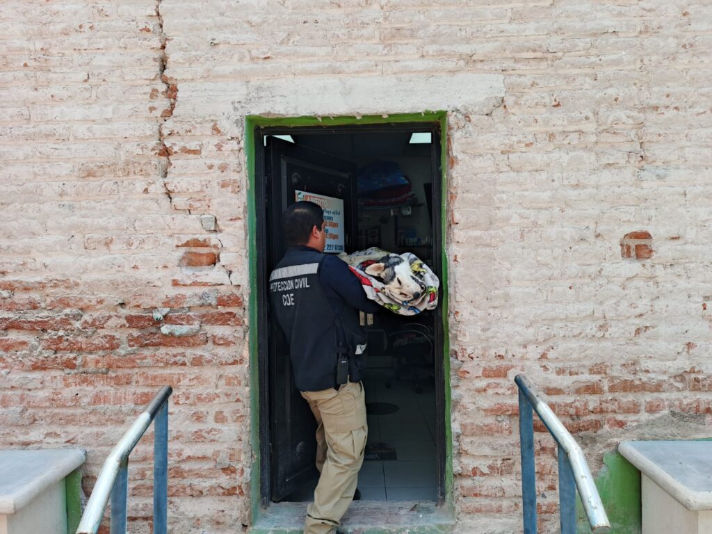 Rescatan a perro en situación vulnerable 2 361
