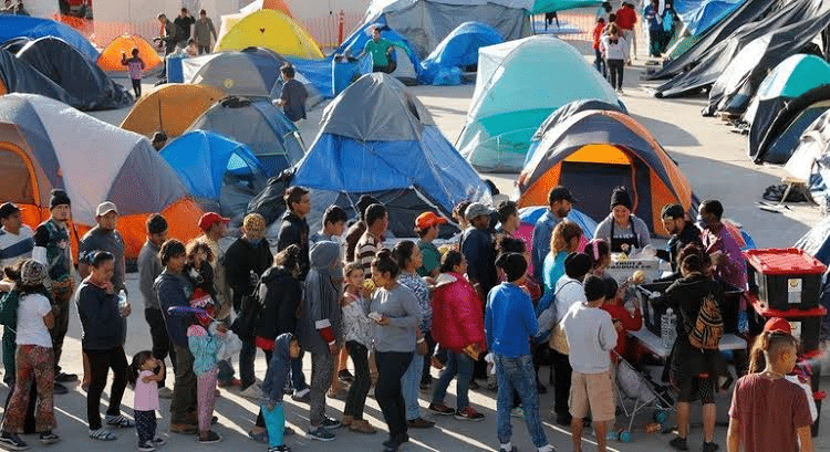 Grupo humanitario busca impedir deportación de 108 niños migrantes en EE.UU. 1 image