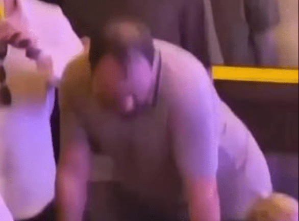 Cuauhtémoc Blanco se vuelve viral por bailar reguetón 1 image