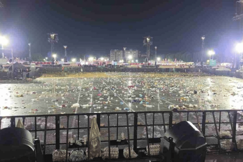 Evacúan concierto de Bad Bunny por tormenta 1 image