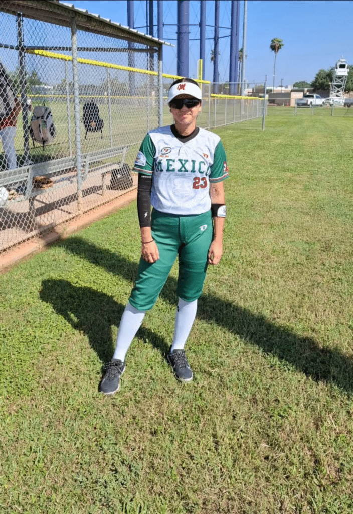 Isabella Cota va por el título mundial 1 image