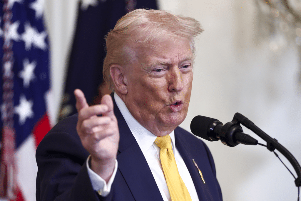Trump evalúa un ataque masivo contra Irán, según reporte 1 image