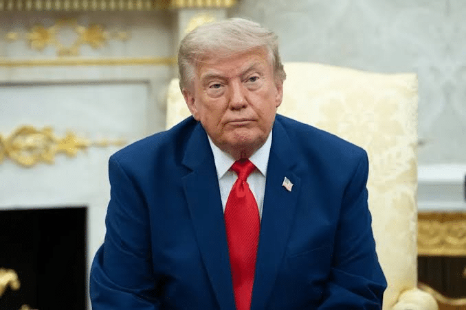 Trump impone aranceles de hasta 12.5% a más de 60 economías 1 image
