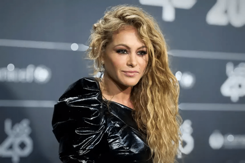 Paulina Rubio es acusada de no pagar vestido de Coachella 1 image