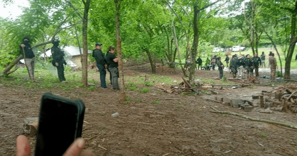 Tribunal ampara a más de 100 familias indígenas tras desalojo en predio La Peña, en San Luis Potosí 1 image