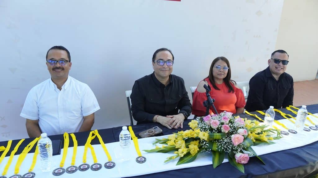 Promueve Ayuntamiento de Guaymas natación 3 379