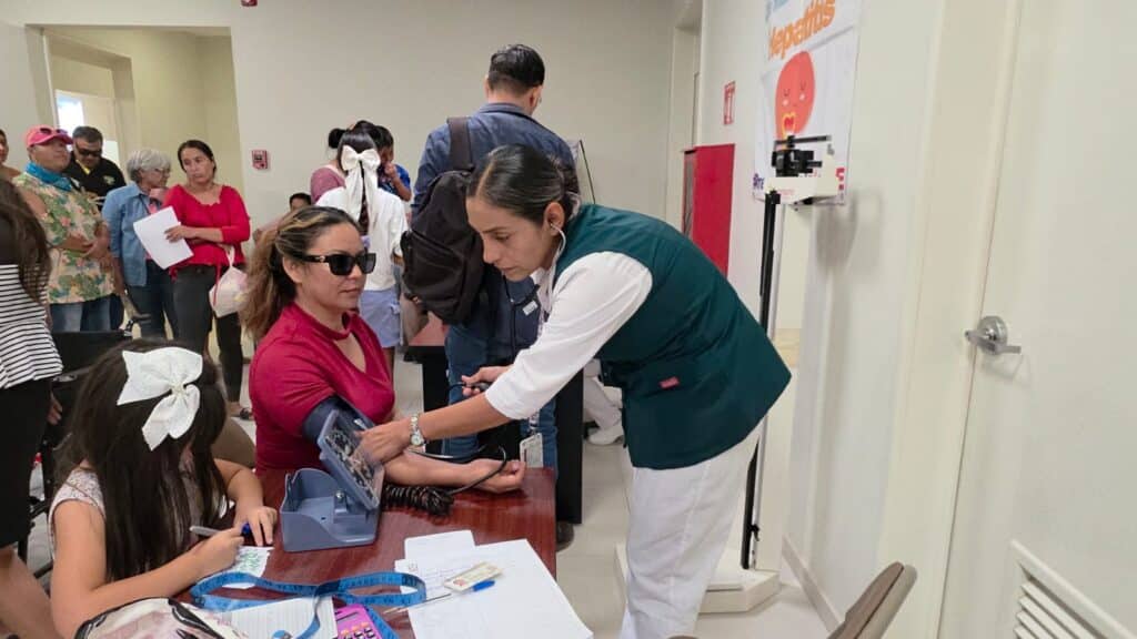 Realiza IMSS Bienestar Jornada de Especialidades Médicas en Empalme 8 56