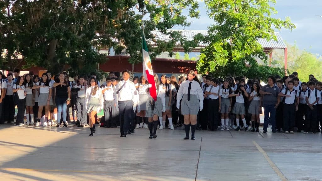 Arranca con éxito Ciclo Escolar en EST 71 5 580