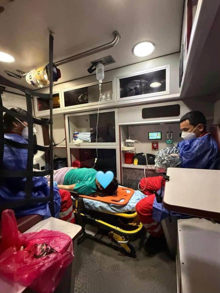 Nace bebé en ambulancia en Empalme 1 6-1-b