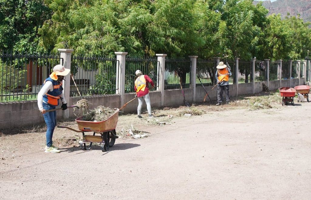 Realizan jornada de limpieza y rehabilitación urbana en la colonia Las Palmas de Guaymas 5 63