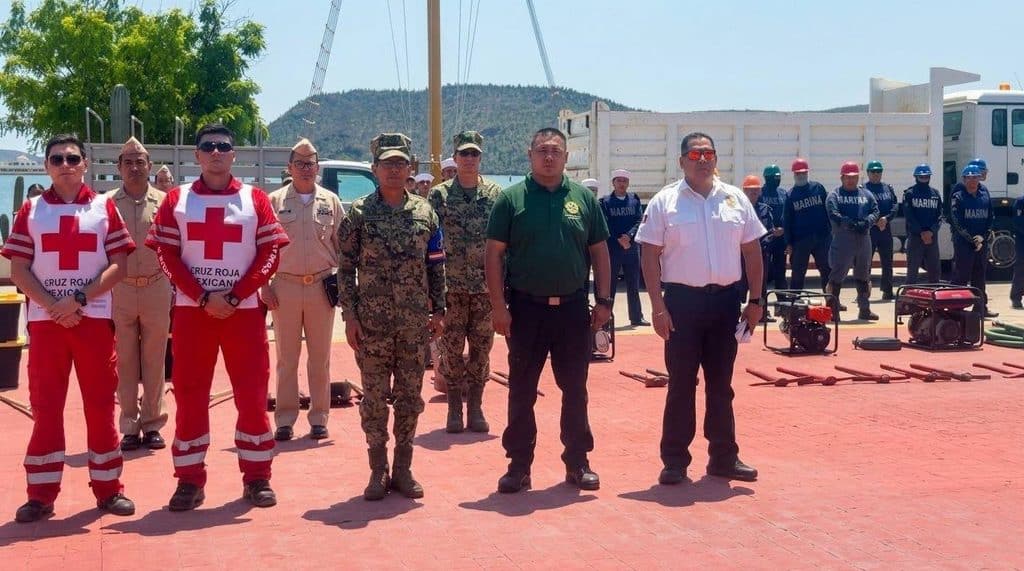 Realizan simulacro de sismo y alerta de tsunami en Guaymas 4 98