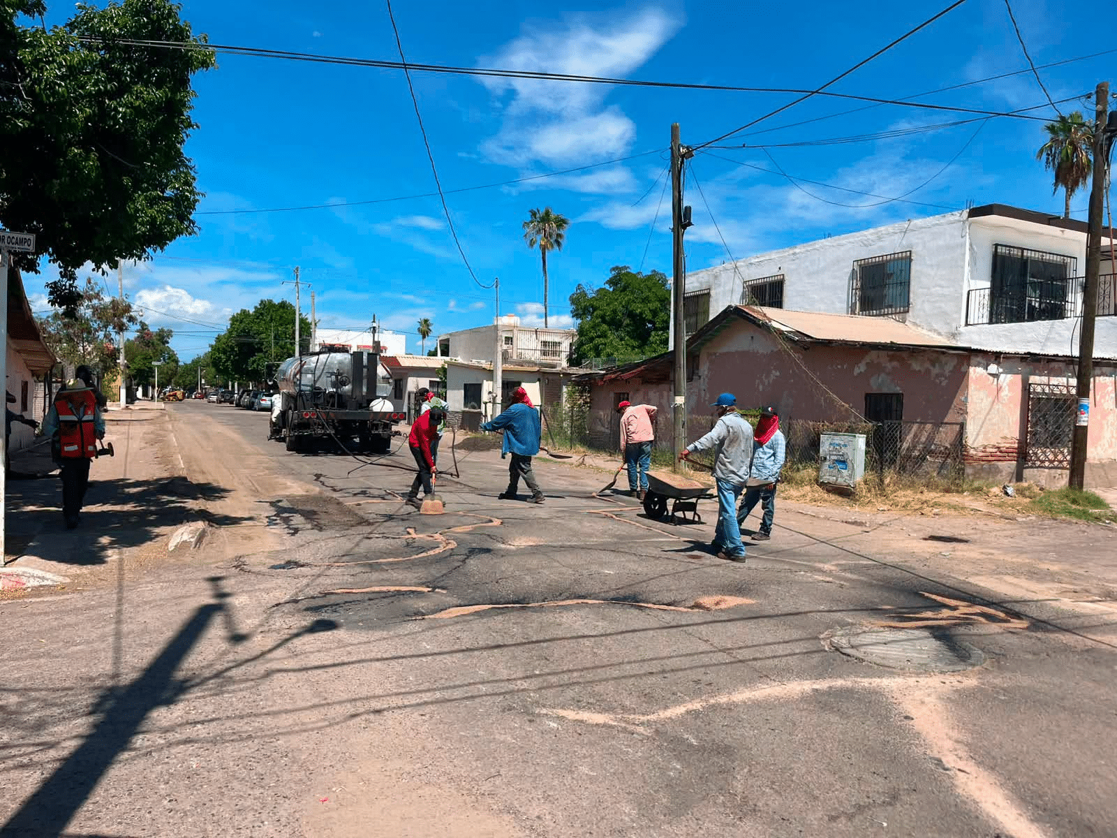 Avanza recarpeteo de importante vialidad
