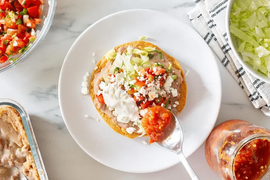 Tostadas de frijol 1 image