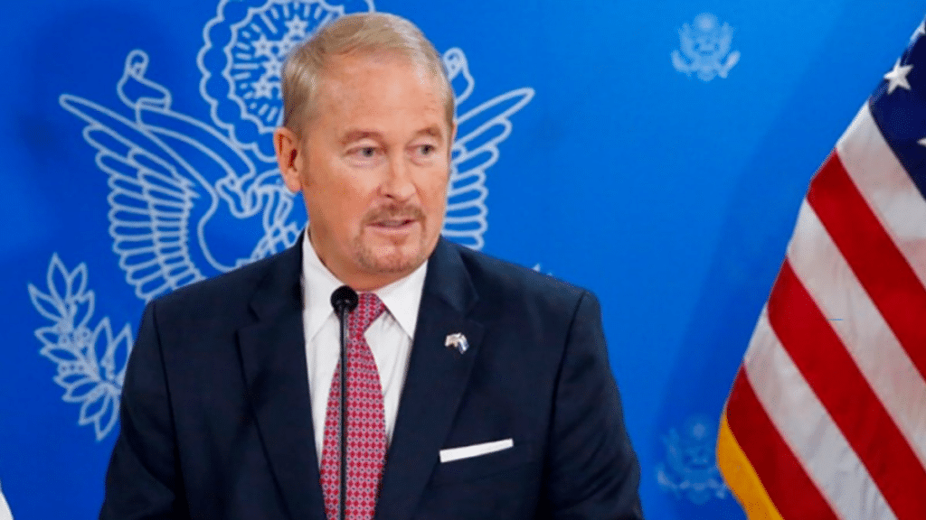 Estados Unidos retoma por completo actividades en Michoacán 1 image