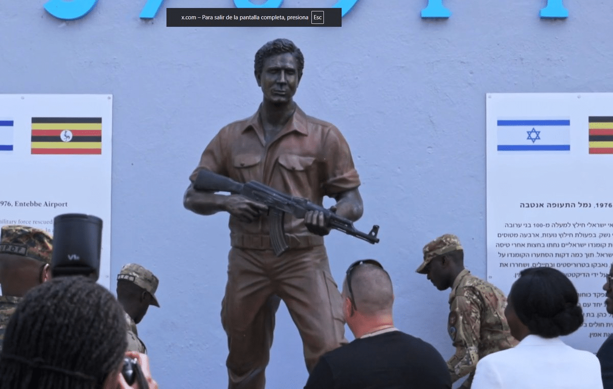 Uganda inaugura monumento a hermano de Netanyahu por operación de Entebbe