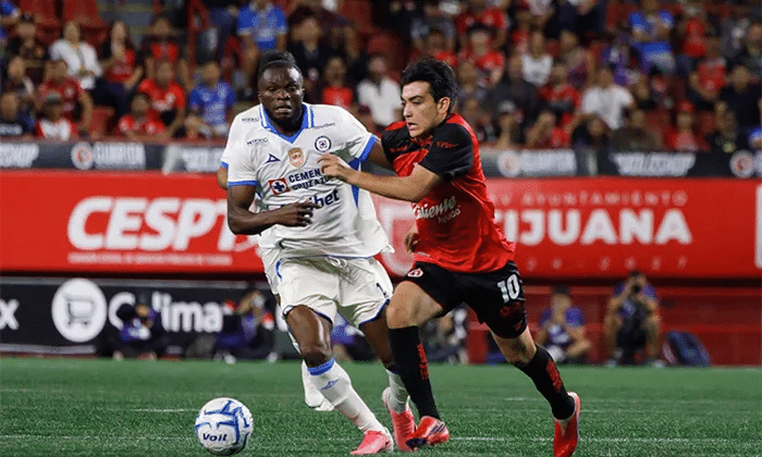 Xolos derrota a Cruz Azul; Guiados por Gilberto Mora 1 image