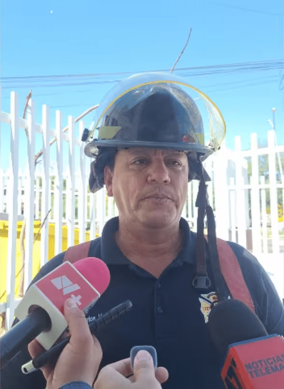 Evacúan a 60 personas de Centro de Salud en Hermosillo por derrame de ácido muriático