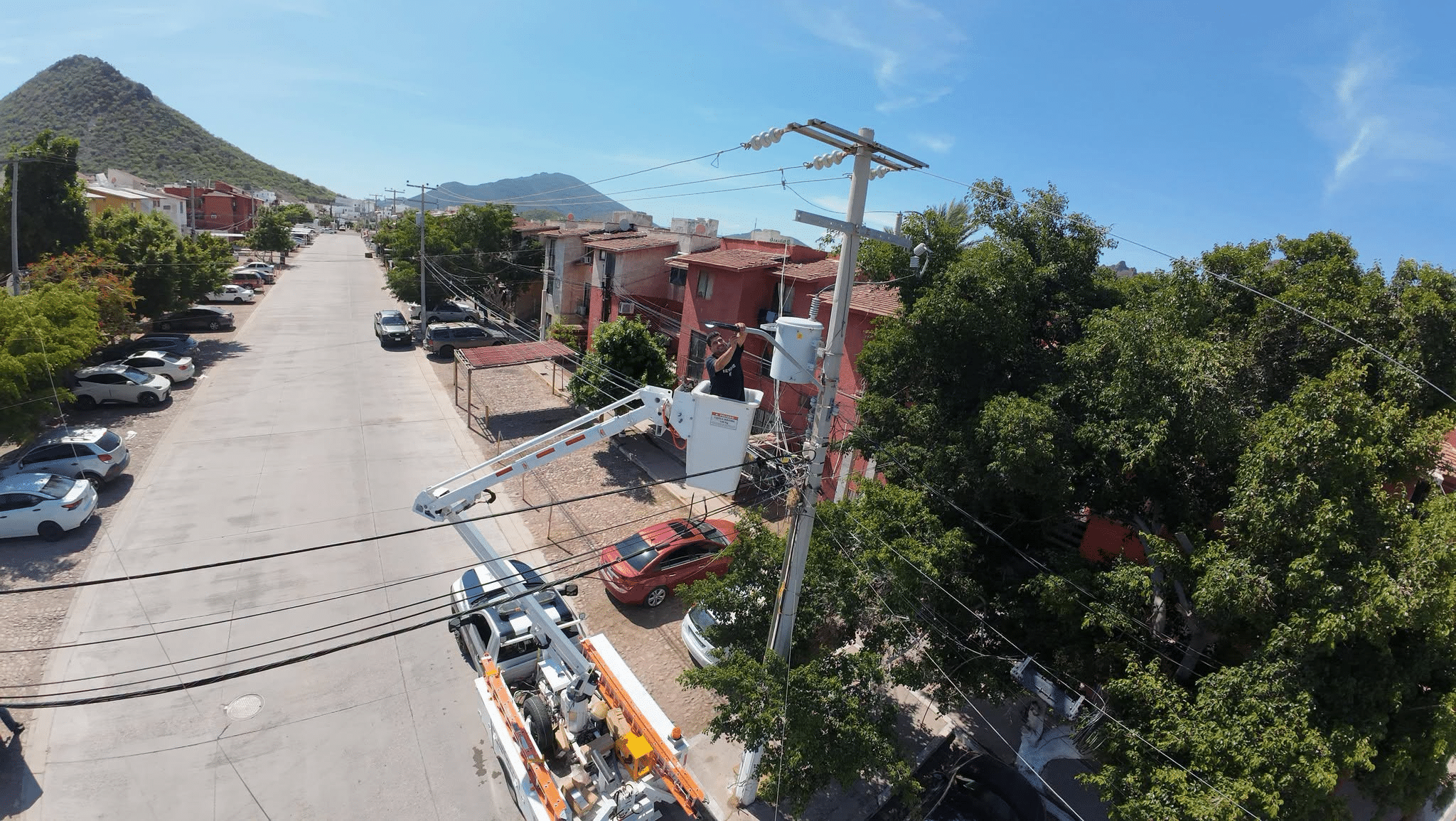 Retiran 90 toneladas de basura en Loma Dorada