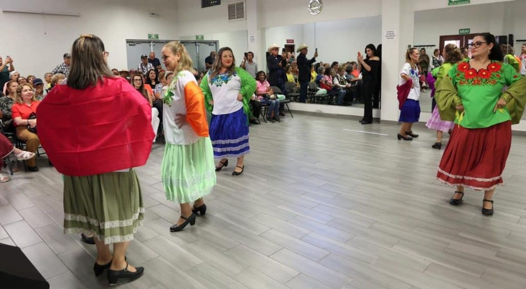 Inicia Gobierno de Sonora la Semana en Honor a las y los Adultos Mayores de Isssteson 5 unnamed (11)