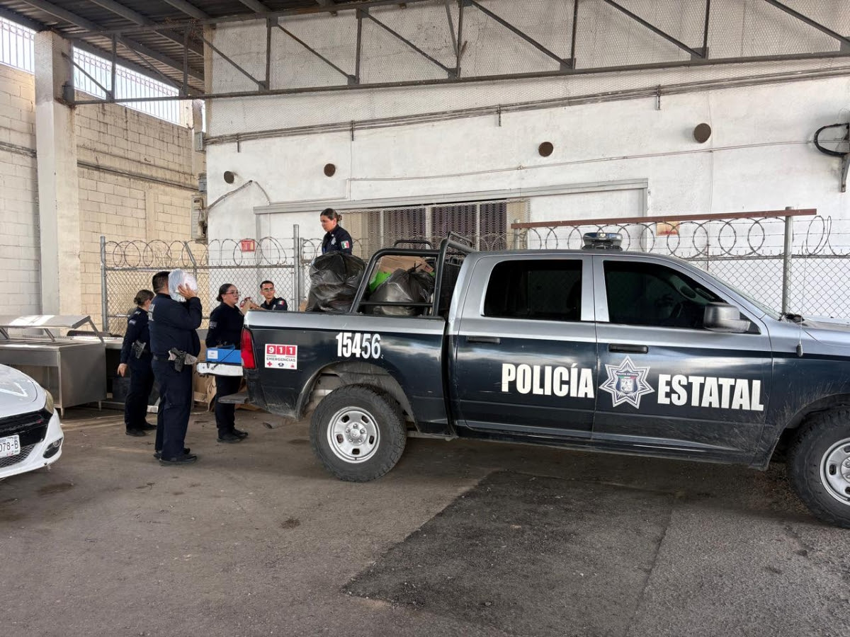 Policías Estatales, solidarios con causas nobles, responden a la campaña “Reciclando por Sonrisas”