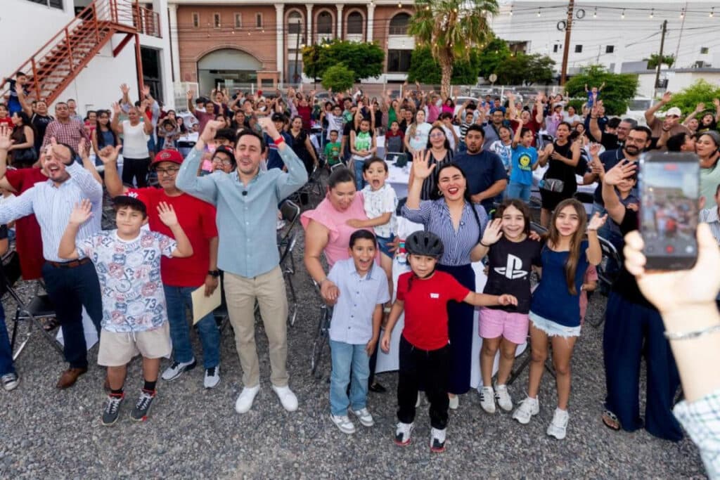 Gobierno de Sonora entrega bicicletas a jóvenes de los Centros de Bienestar Juvenil 2 unnamed (20)