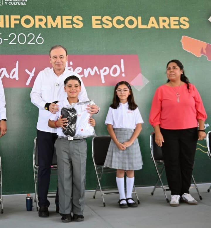 Arranca Gobernador Durazo entrega de más de 109 mil uniformes escolares gratuitos en Hermosillo