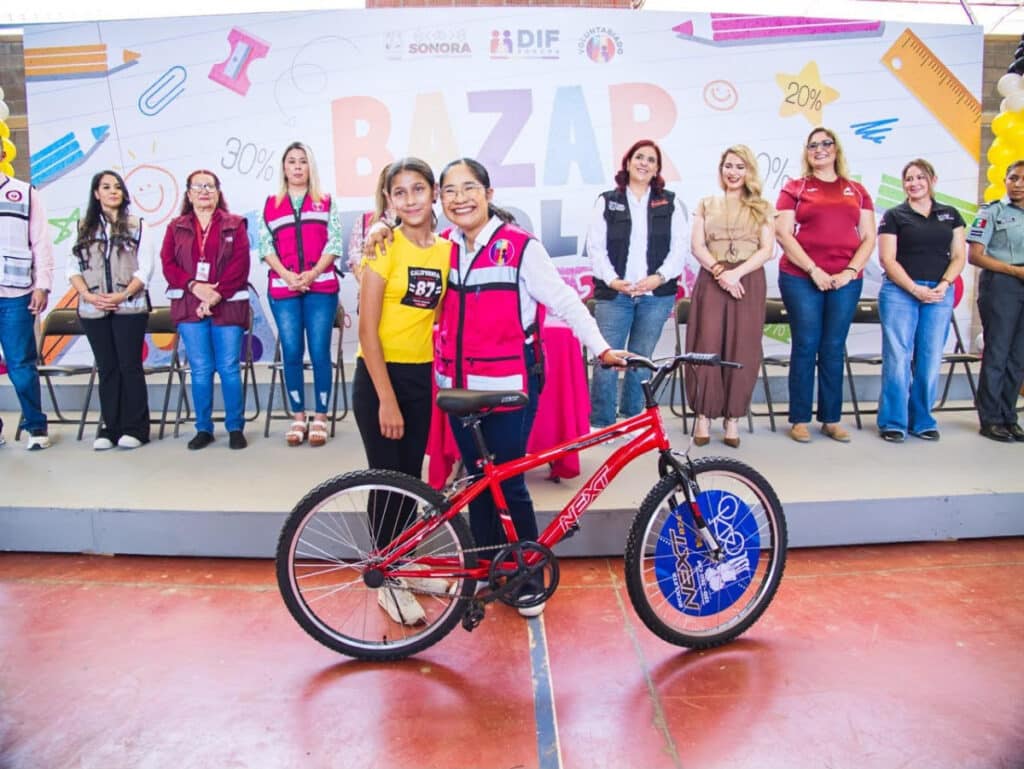 Gobierno de Sonora acerca apoyos para el regreso a clases con Bazar Escolar en el sur de Hermosillo 4 unnamed (4)
