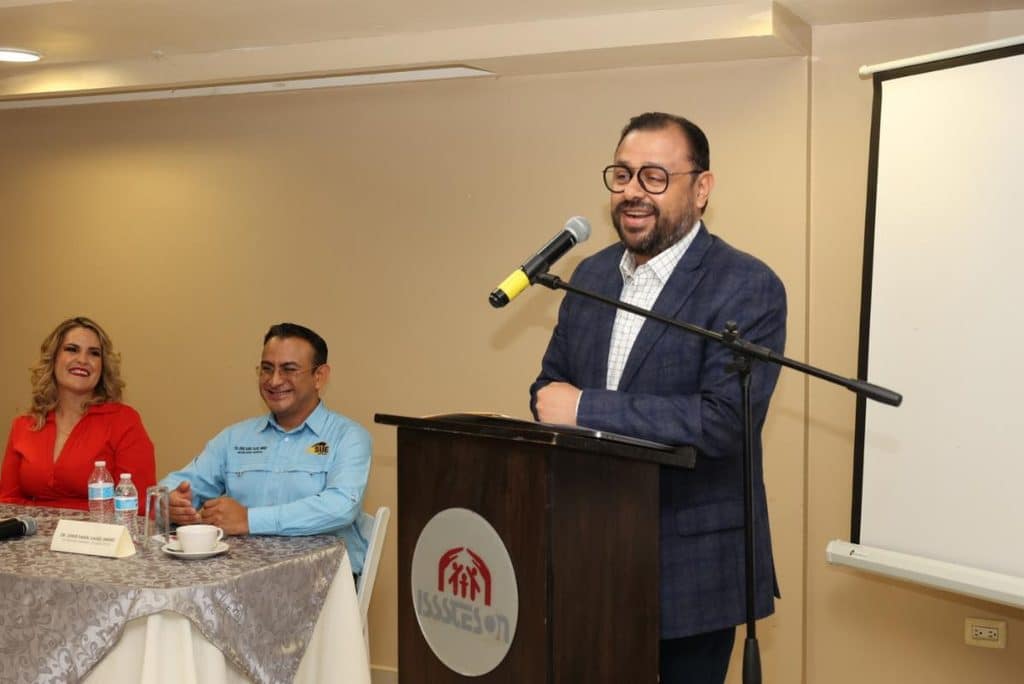 Festeja Gobierno de Sonora a trabajadoras sociales de Isssteson con jornada de ponencias 3 unnamed (9)