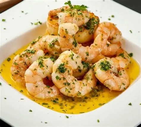 Camarones al ajillo
