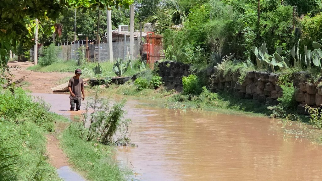 Lluvias torrenciales afectan a comunidades en el valle de Empalme 8 18
