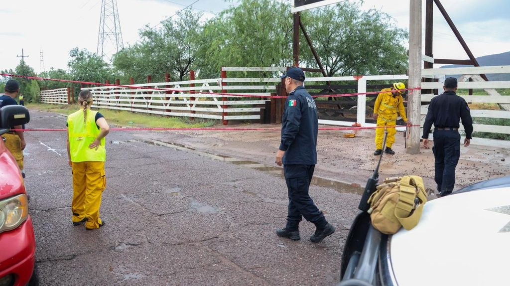 Realiza presidenta Karla Córdova recorrido en Guaymas 6 232
