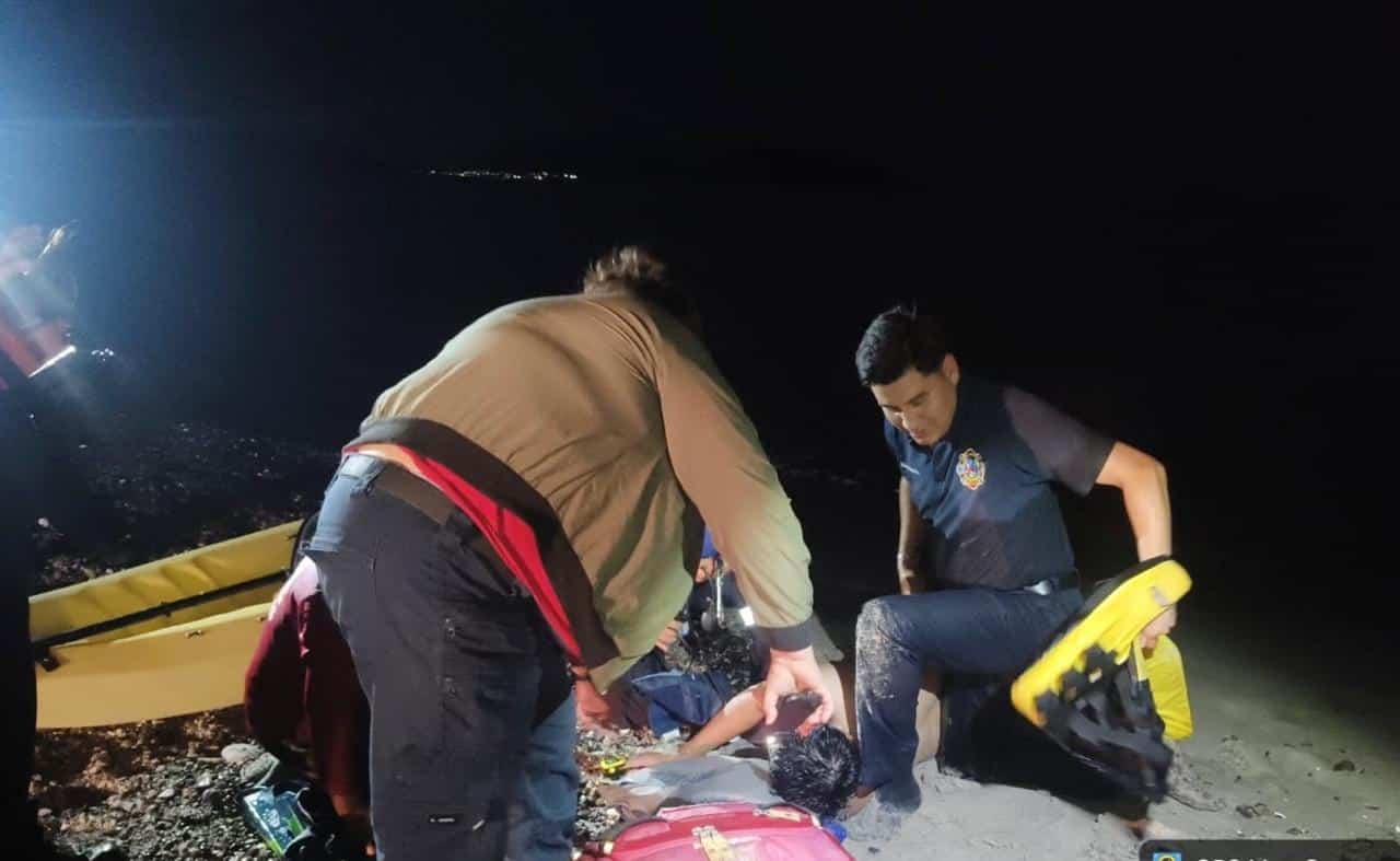 Rescatan a joven de ahogarse en San Carlos