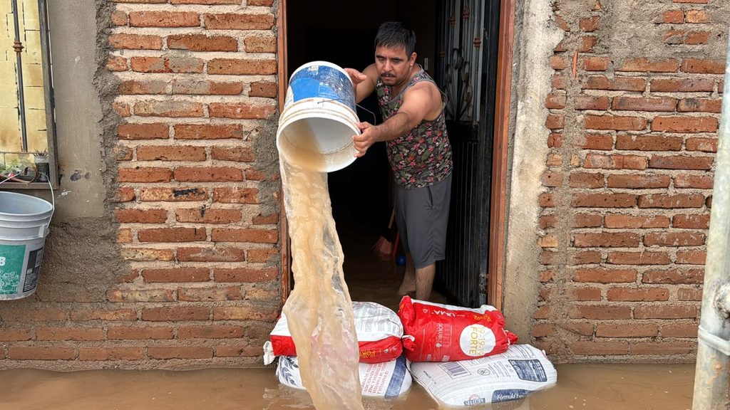 Se inundan dos comunidades rurales en el valle de Empalme 1 529