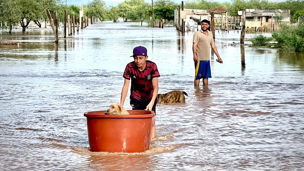 Se inundan dos comunidades rurales en el valle de Empalme 5 533