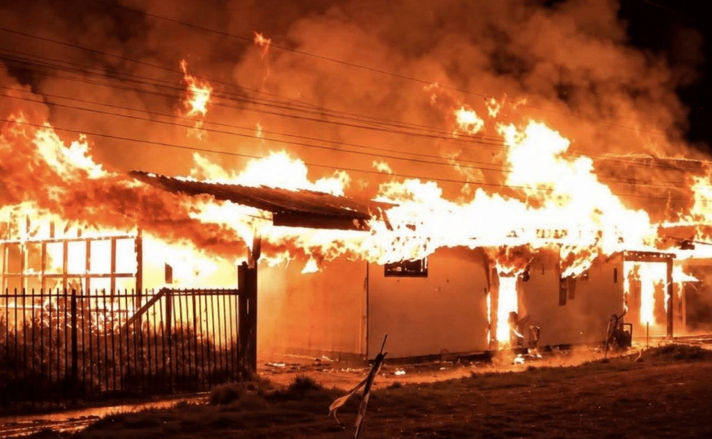 Incendio en hogar de ancianos en Chile deja 16 muertos 1 image