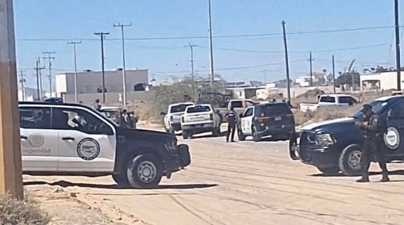 FGJES inicia investigación por denuncia pública de presunto hecho delictivo en carretera federal, en Santa Ana