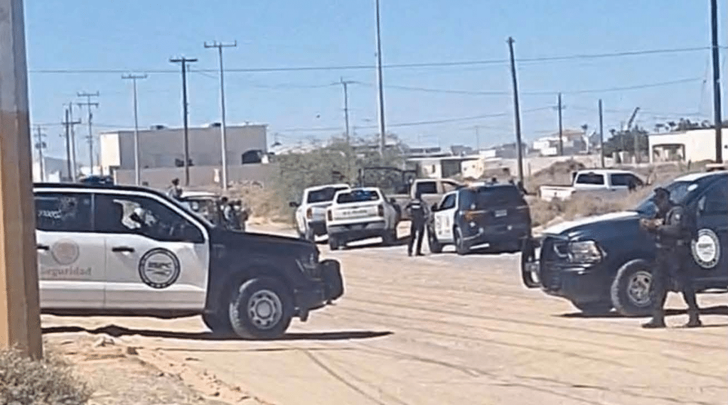 FGJES inicia investigación por denuncia pública de presunto hecho delictivo en carretera federal, en Santa Ana 1 image