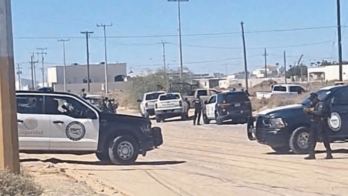 Fuerzas del orden público estatales y federales tienen bajo control el sitio intervenido en Puerto Peñasco