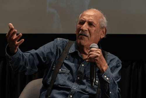 “Aquí sigo dando lata”, dice Óscar Menéndez, quien recibirá la Medalla Salvador Toscano 1 image