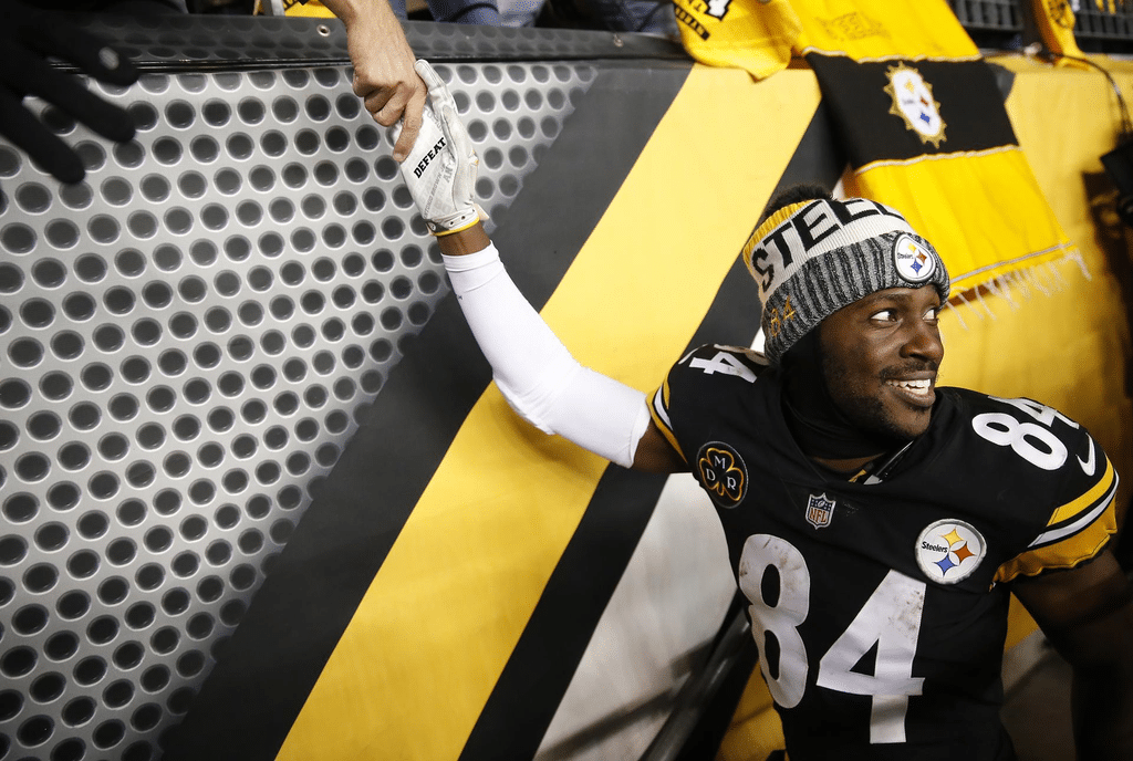 Exjugador de NFL Antonio Brown llega a acuerdo para evitar cárcel por intento de homicidio 1 image