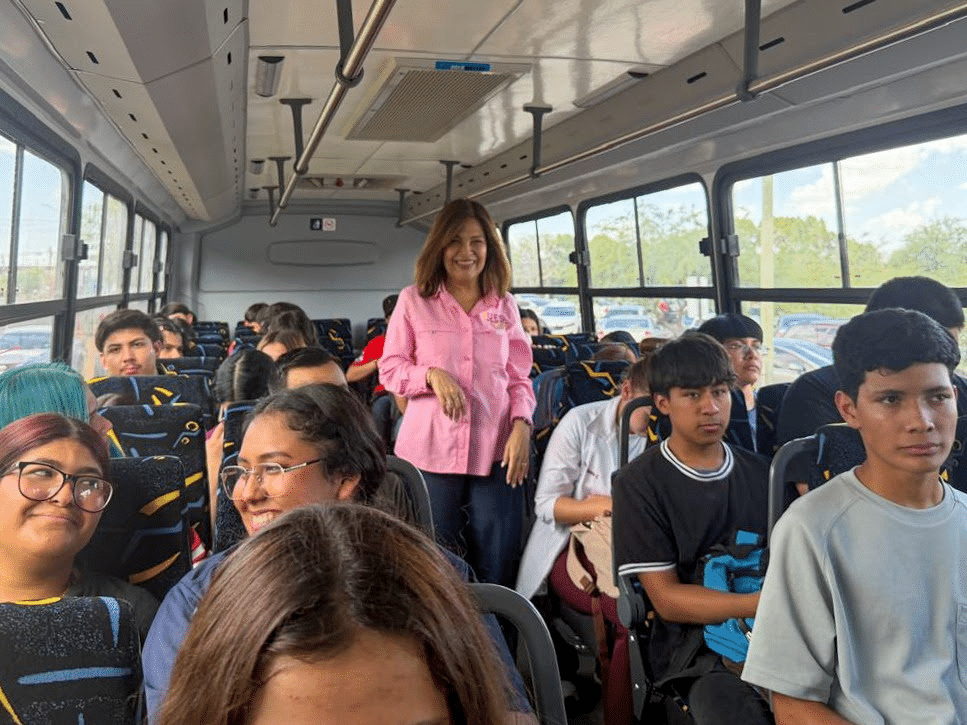 Gobierno de Sonora fortalece transporte para estudiantes de UES San Luis Río Colorado con nuevas unidades