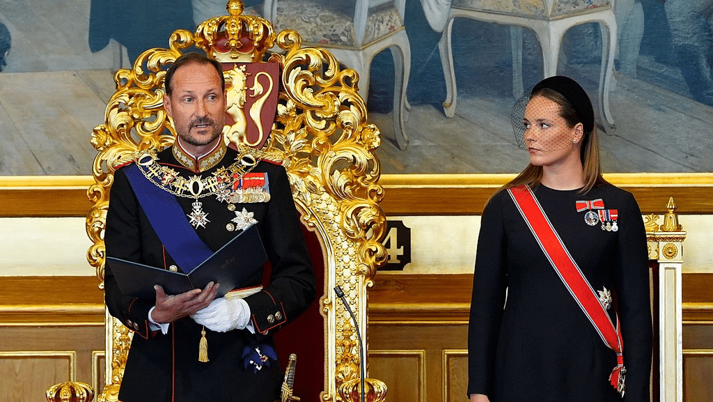 Haakon VIII jura como rey de Noruega tras muerte de Harald V 1 image